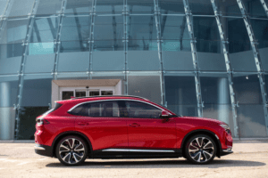 Giá xe điện VinFast VF8 mới nhất 2025